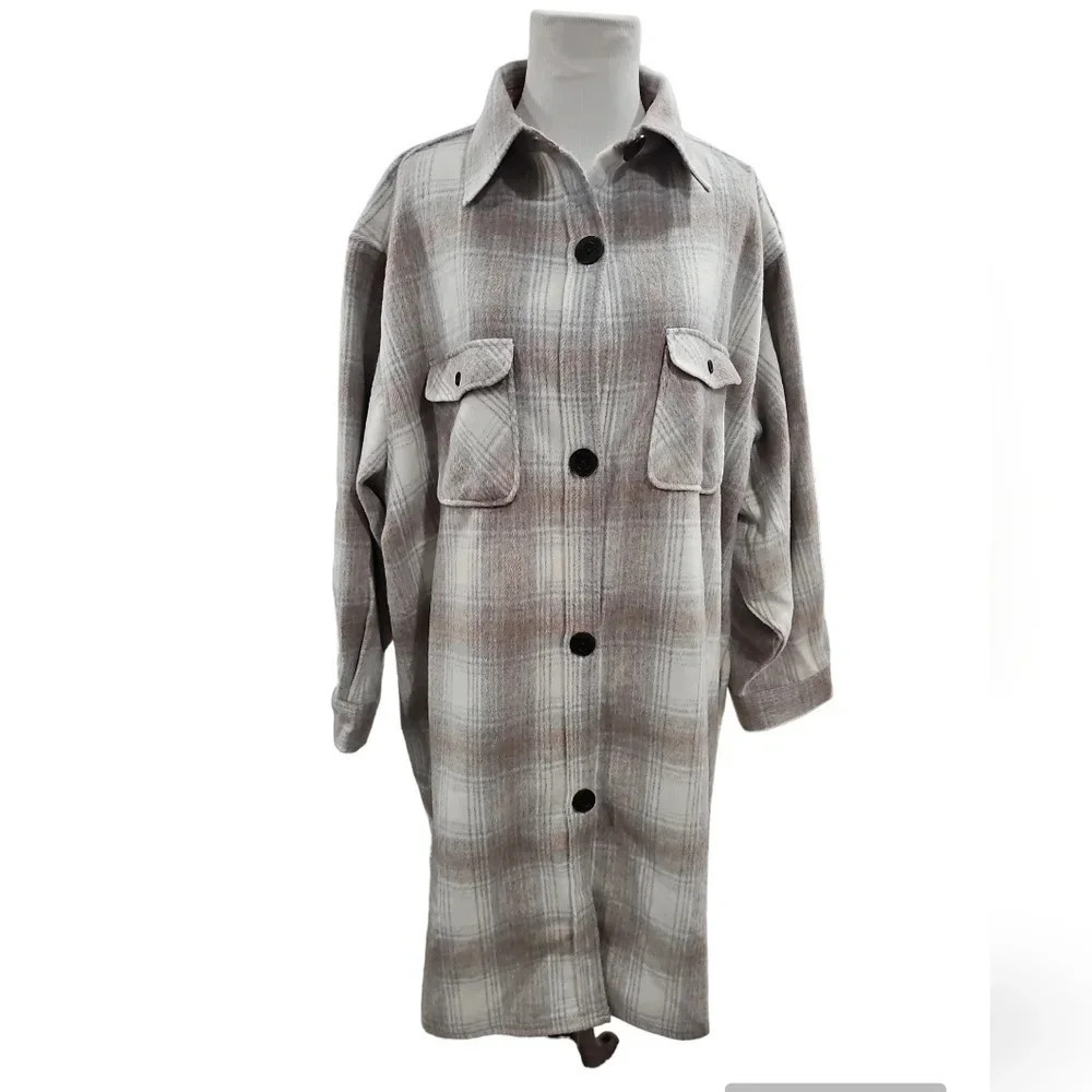 Basin and Range Plaid Oversized Shacket Medium/Large - Picture 6 of 8